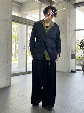 RAINMAKERのノーカラージャケットを使った人気ファッション