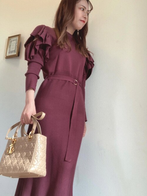 ⭐️KAoRI⭐️|Diorのバッグを使ったコーディネート - WEAR