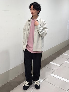 「アイテム（カバーオール）」を使った、大源さん（メンズ・183cm）の春コーディネート