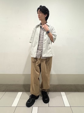 「アイテム（カバーオール）」を使った、大源さん（メンズ・183cm）の春コーディネート