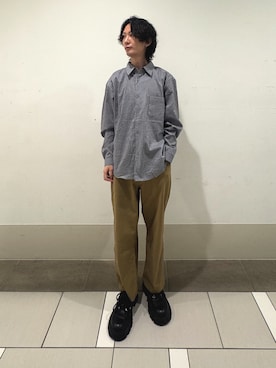 「URBAN RESEARCH DOORS（アーバンリサーチドアーズ）のリネンブレンドイージーペインターパンツ（その他パンツ、ベージュ系）」を使った、大源さん（メンズ・183cm）の夏コーディネート