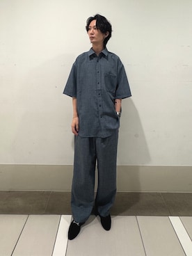 「EKAL（エカル）の『UR TECH DRYLUXE/吸水速乾/接触冷感』ハイツイストトラウザー（その他パンツ、グレー系）」を使った、大源さん（メンズ・183cm）の夏コーディネート