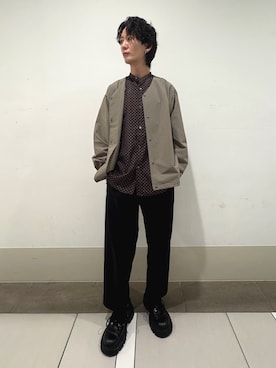 「アイテム（ノーカラージャケット）」を使った、大源さん（メンズ・183cm）の春コーディネート