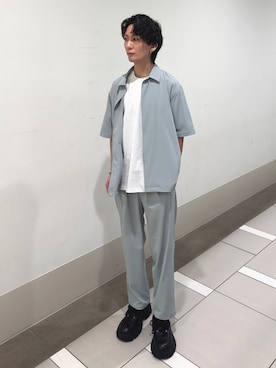 「URBAN RESEARCH DOORS（アーバンリサーチドアーズ）の『UR TECH』サマシェア ショートスリーブシャツカーディガン（カーディガン/ボレロ、グリーン系）」を使った、大源さん（メンズ・183cm）の春コーディネート