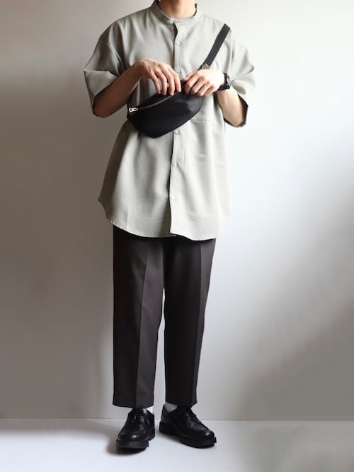 【値下げ】MR.OLIVEウォータープルーフウォッシャブルレザー/ボディバッグ MR.OLIVE ミスターオリーブ / E.O.I WATER PROOF WASHABLE