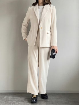 「NATURAL BEAUTY BASIC（ナチュラルビューティーベーシック）のアイテム（テーラードジャケット）」を使った、m___さん（レディース・165cm）の秋コーディネート