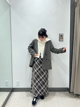 「アイテム（パーカー）」を使った、おーつさん（レディース・150cm）の秋コーディネート