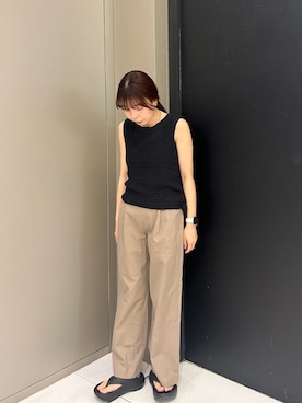 「URBAN RESEARCH DOORS（アーバンリサーチドアーズ）のレーヨンコットンイージーパンツ｜春服/イージー/ウエストゴム/オフィスカジュアル/通勤（その他パンツ、ベージュ系）」を使った、おーつさん（レディース・150cm）の春コーディネート