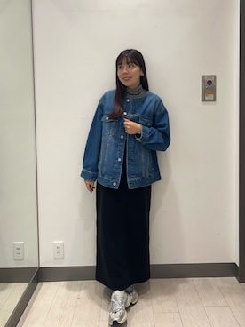 「アイテム（デニムジャケット）」を使った、おーつさん（レディース・150cm）の秋コーディネート
