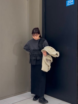 「KBF（ケイビーエフ）のフリルドッキングスウェット（スウェット）」を使った、おーつさん（レディース・152cm）の冬コーディネート