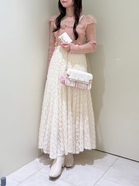 「アイテム（財布）」を使った、SamanthaThavasaさん（レディース・160cm）の秋コーディネート
