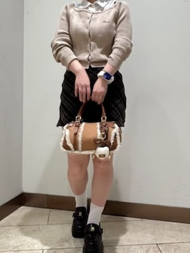 「アイテム（チャーム）」を使った、SamanthaThavasaさん（レディース・152cm）の秋コーディネート