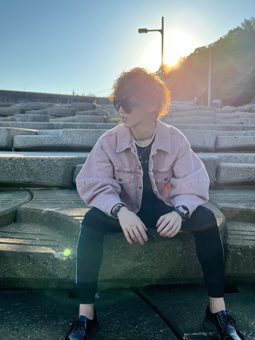 Christian Diorのチョーカーを使った人気ファッション