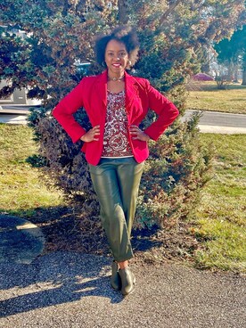 Lisa Yorkさんのコーディネート