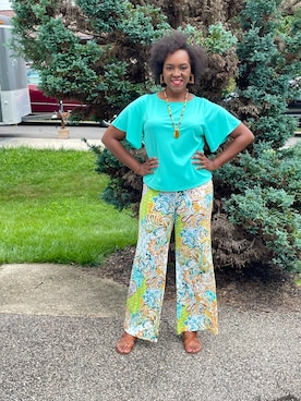 「Chico's（チコズ）のアイテム」を使った、Lisa Yorkさん（レディース・175cm）の夏コーディネート