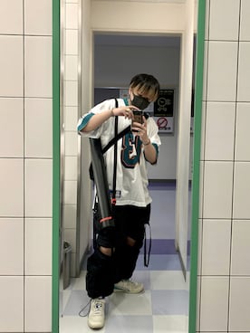 「ADER error（アーダーエラー）のアイテム（シューズ）」を使った、み ず きさん（メンズ・171cm）の夏コーディネート