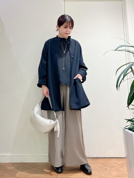 「ブラウス」｜「アイテム（ノーカラーコート）」を使った、KATHARINEROSS さん（レディース・164cm）の冬コーディネート
