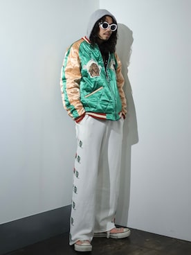 「ピンクスニーカー」｜AOKIFLASH‼︎!さん（メンズ・166cm）の春コーディネート