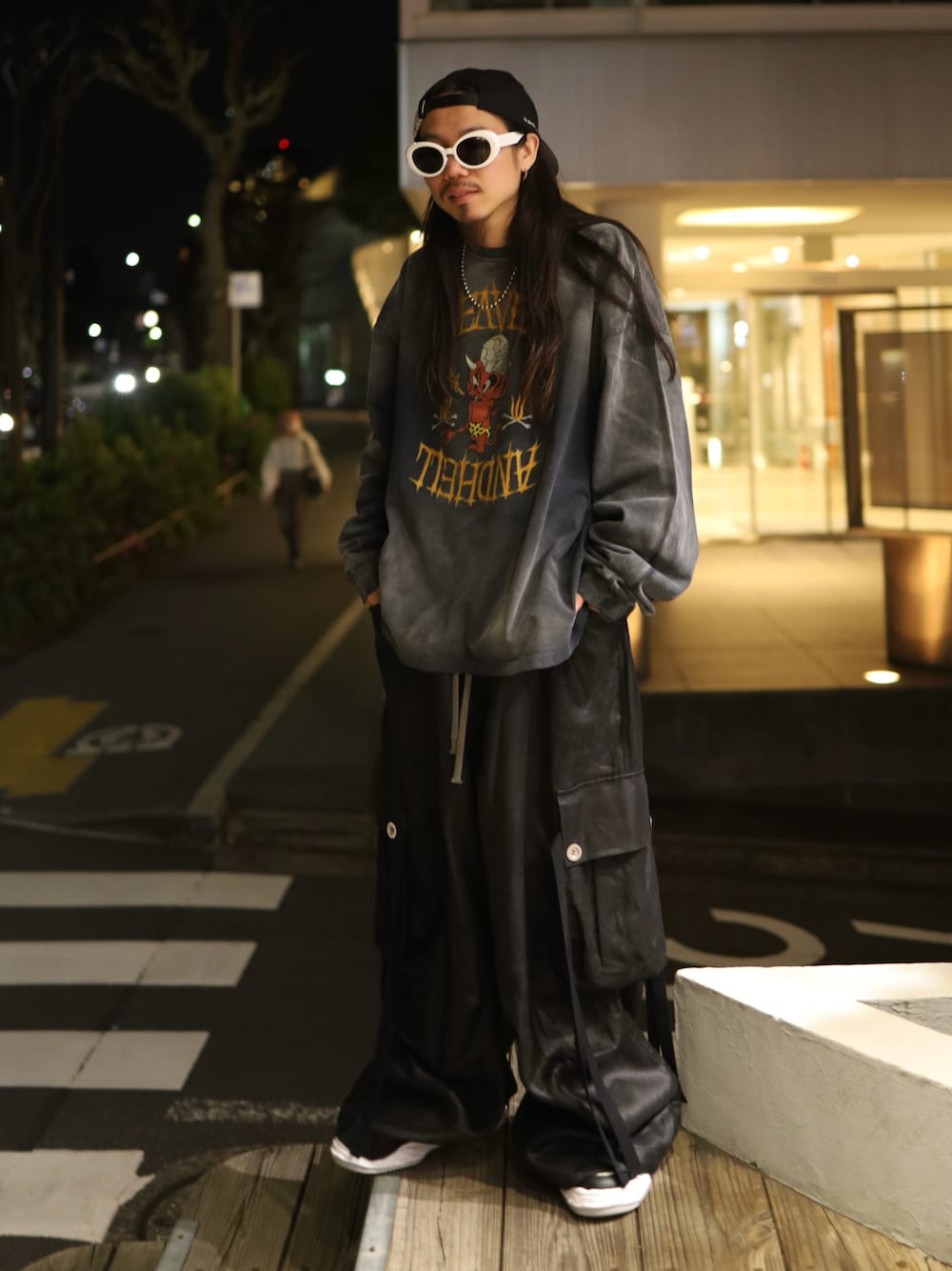 「春コーデ、オトナカジュアル、シンプル、ストリートコーデ、今日のコーデ、ファッションを楽しもう、kamiya、THE.H.W.DOG&CO、a.f artefact、Maison MIHARA YASUHIRO、MIHARAYASUHIRO、TAKAHIROMIYASHITA The SoloIst.、代官山、ROYAL FLASH」｜「THE H.W. DOG & CO. のアイテム（キャップ、ブラック系）」を使った、AOKIFLASH‼︎!さん（メンズ・166cm）の春コーディネートの1枚目の写真