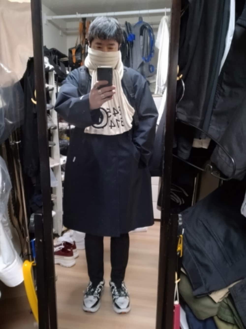 「Maison MargielaのFUSION（スニーカー、ホワイト系）」を使った、高さん（メンズ・176cm）の春コーディネートの1枚目の写真