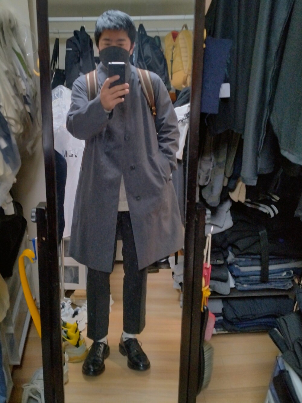 「Tricker'sのTricker's for BLU JE BLU by ARK（ドレスシューズ、ブラック系）」を使った、高さん（メンズ・176cm）の秋コーディネートの1枚目の写真