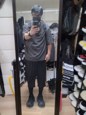 「アイテム（バングル/リストバンド）」を使った、高さん（メンズ・176cm）の秋コーディネート