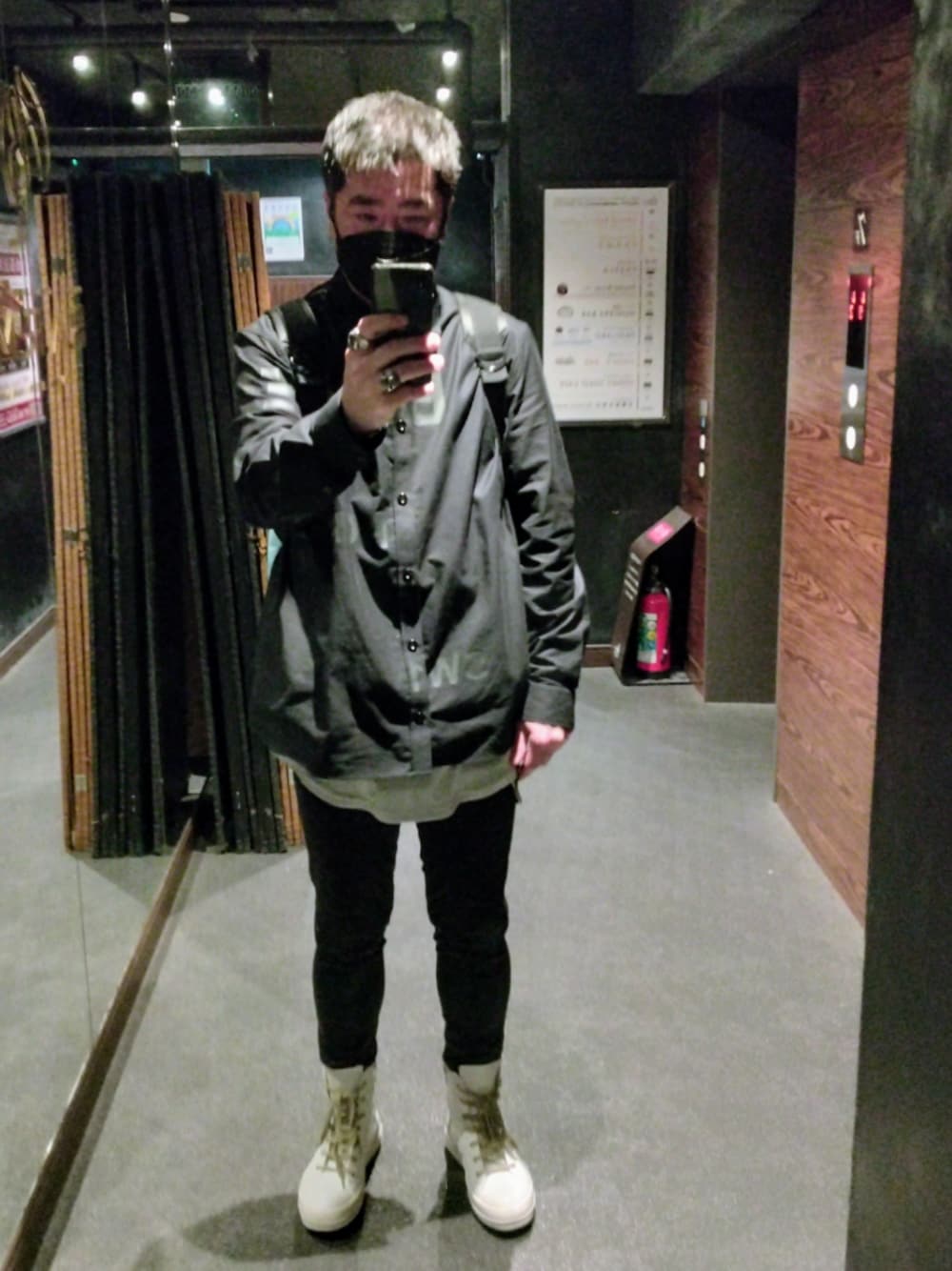 【どのコーデにも合う】RICK OWENS ハイカットスニーカー 姚｜Rick Owensのスニーカーを使ったコーディネート - WEAR
