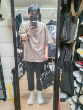 「アイテム（バングル/リストバンド）」を使った、高さん（メンズ・176cm）の秋コーディネート