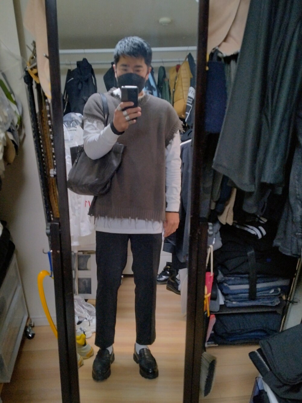 「Parabootの【Paraboot】パラブーツ メンズ ローファー 「REIMS /ランス」  MARCHE/マルシェ（ローファー、ブラック系）」を使った、高さん（メンズ・176cm）の秋コーディネートの1枚目の写真