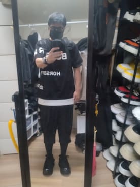 「アイテム（バックパック/リュック）」を使った、高さん（メンズ・176cm）の秋コーディネート