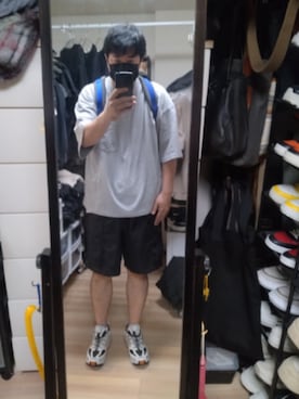 「アイテム（バックパック/リュック）」を使った、高さん（メンズ・176cm）の秋コーディネート