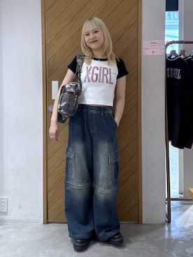 「X-girl（エックスガール）のRHINESTONE VERTICAL LOGO RAGLAN S/S BABY TEE（Tシャツ/カットソー、ホワイト系）」を使った、AYANOさん（レディース・159cm）の春コーディネート