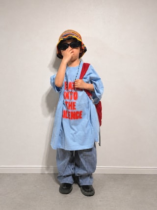 「LOWRYS FARM（ローリーズファーム）のアソートプリントワンピースＳＳ　656757（Tシャツ/カットソー）」を使った、D A Nさん（キッズ・110cm）の春コーディネート
