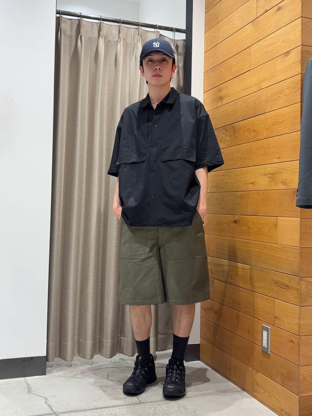 「アーバンリサーチ、URBANRESEARCH、キャップ、休日スタイル、20代、メンズ、ur、初夏スタイル、widedad」｜「NEW ERAの『別注』New Era×URBAN RESEARCH　940CS（キャップ、ブルー系）」を使った、manatoさん（メンズ・173cm）の春コーディネートの1枚目の写真