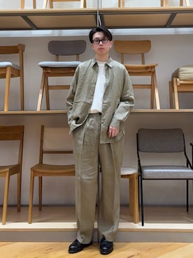 「URBAN RESEARCH（アーバンリサーチ）のLINEN WIDE EASY PANTS（その他パンツ、ベージュ系）」を使った、manatoさん（メンズ・173cm）の春コーディネート