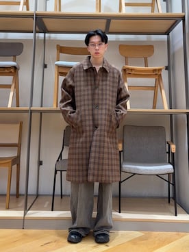 「アイテム（ステンカラーコート）」を使った、manatoさん（メンズ・173cm）の秋コーディネート