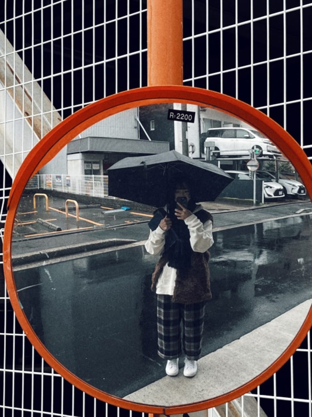 「niko and ...、おでかけコーデ、カジュアルコーデ、休日スタイル、旅行コーデ、converse」｜「niko and...のアイテム（トップス、ブラウン系）」を使った、リハナ💐さん（レディース・160cm）の冬コーディネートの1枚目の写真