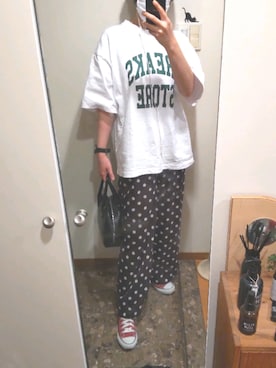 「ロゴTシャツ」｜リーダーさん（レディース・165cm・40代）の秋コーディネート
