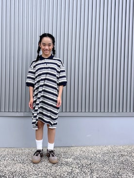 「LOWRYS FARM（ローリーズファーム）のマルチボーダーポロワンピースＳＳ　 664975（ワンピース、ブルー系）」を使った、reaxcheeseさん（キッズ・144cm）の夏コーディネート