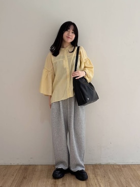 「新作」｜「アイテム（スウェットパンツ）」を使った、yuiさん（レディース・158cm）の春コーディネート
