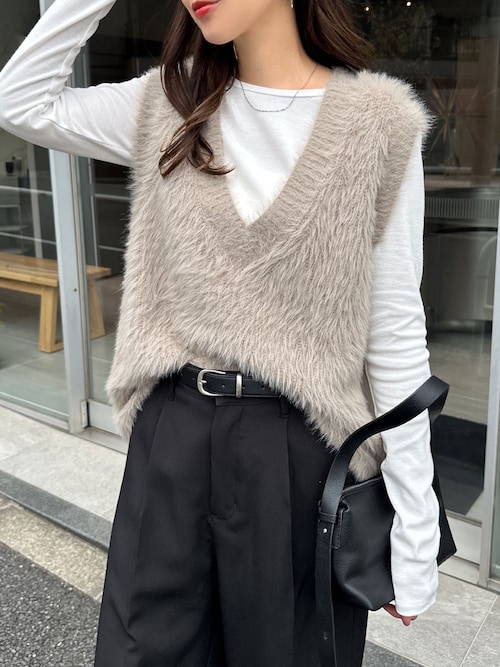【新色追加】起毛フェザーVネックニットベスト