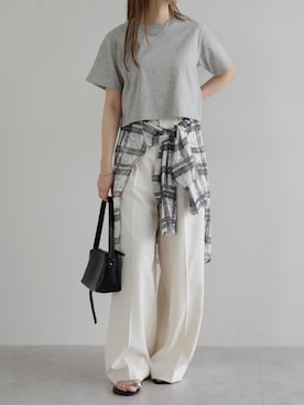 「andme（アンドミー）の【新色追加】汗染み防止半袖ミニTシャツ（Tシャツ/カットソー、グレー系）」を使った、andmeさん（レディース・160cm）の春コーディネート