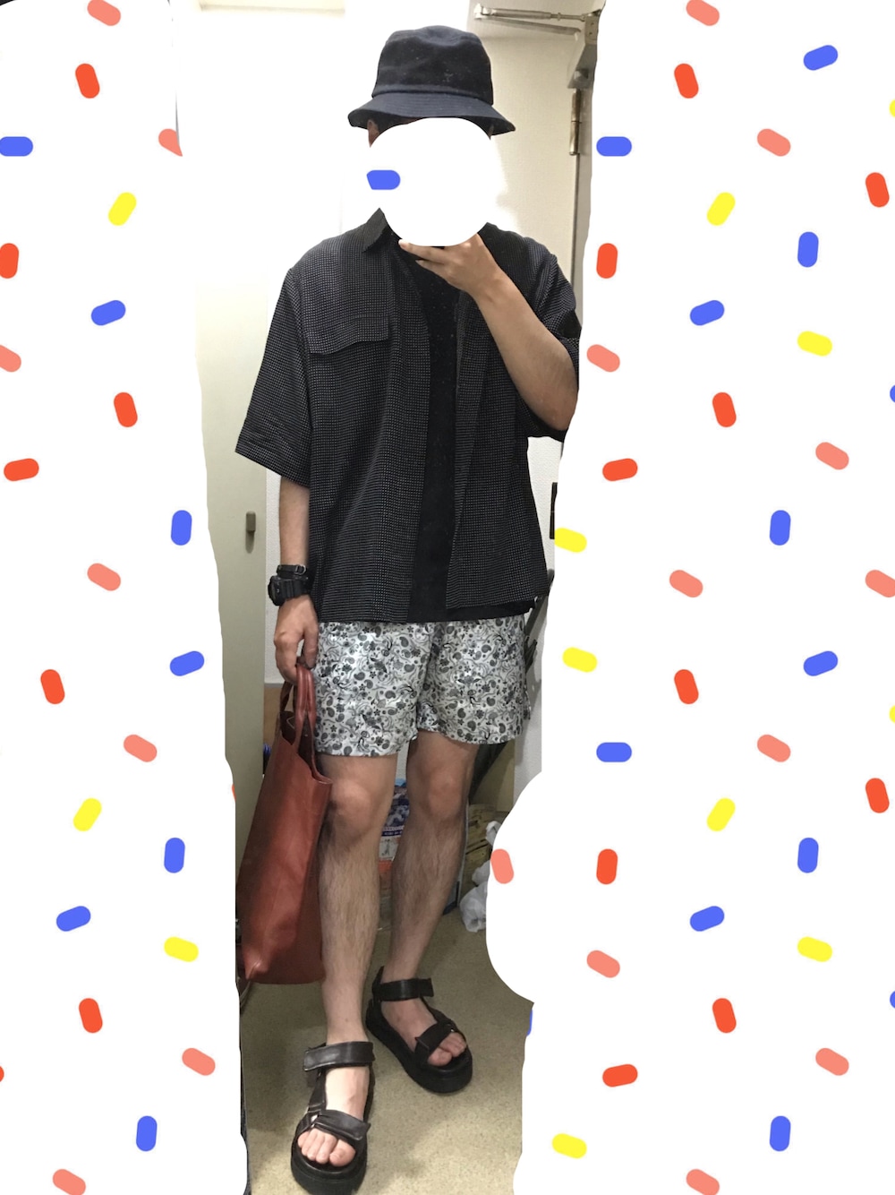「おしゃれさんと繋がりたい、ootd、休日スタイル」｜「JIL SANDERのアイテム（サンダル、ブラウン系）」を使った、m1natarosさん（メンズ・173cm）の秋コーディネートの1枚目の写真