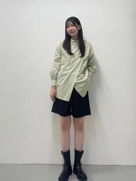 「URBAN RESEARCH DOORS（アーバンリサーチドアーズ）のグルカハーフパンツ（その他パンツ、ブラック系）」を使った、macoさん（レディース・172cm）の秋コーディネート