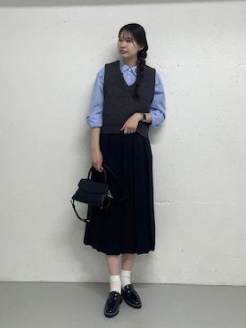 「URBAN RESEARCH DOORS（アーバンリサーチドアーズ）の『UR TECH』レギュラーカラーオーバーシャツ（シャツ/ブラウス、ブルー系）」を使った、macoさん（レディース・172cm）の秋コーディネート