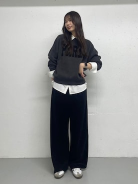 「URBAN RESEARCH DOORS（アーバンリサーチドアーズ）のベロアコールイージーパンツ（その他パンツ、ブラック系）」を使った、macoさん（レディース・172cm）の秋コーディネート