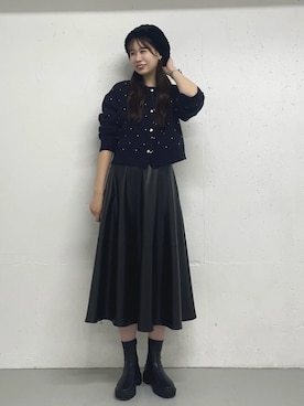 「URBAN RESEARCH DOORS（アーバンリサーチドアーズ）の切替えフレアスカート（スカート、ブラック系）」を使った、macoさん（レディース・172cm）の秋コーディネート