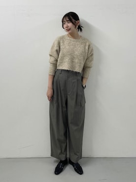 「URBAN RESEARCH DOORS（アーバンリサーチドアーズ）のピンストライプカーゴパンツ（その他パンツ、グレー系）」を使った、macoさん（レディース・172cm）の秋コーディネート