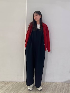 「URBAN RESEARCH DOORS（アーバンリサーチドアーズ）の『UR TECH』2タックサロペット（サロペット/オーバーオール、ブラック系）」を使った、macoさん（レディース・172cm）の秋コーディネート