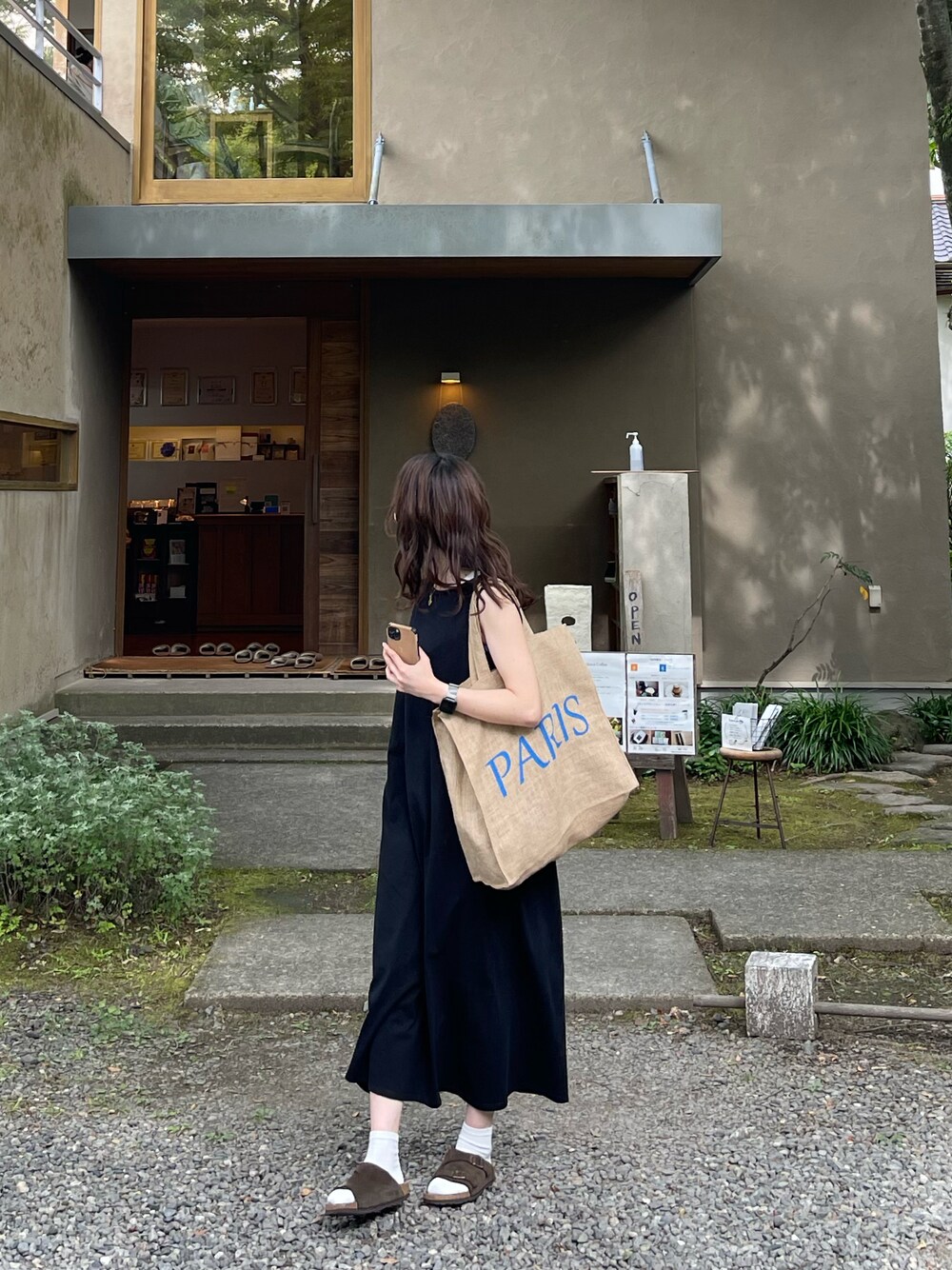 「ゆるコーデ、夏、サンダルコーデ、休日スタイル、楽チンコーデ、このスタイルがお気に入り」｜「MAISON BENGALの≪MAISON BENGAL≫ジュートトートバッグ（トートバッグ、ベージュ系）」を使った、mさん（レディース・158cm）の夏コーディネートの1枚目の写真